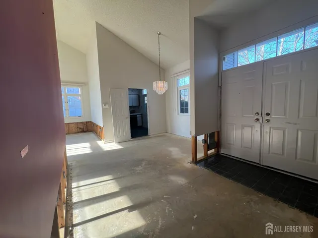 $315,000 | 3 Winthrop Road, Monroe Township, NJ 08831