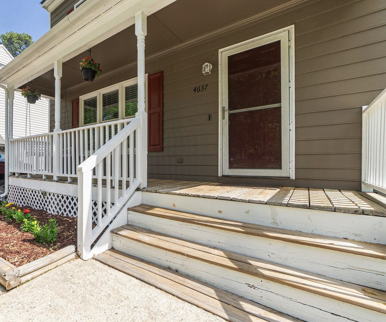 4637 Draper Road Raleigh, NC 27616 - Photo 4 of 32 Photo 4