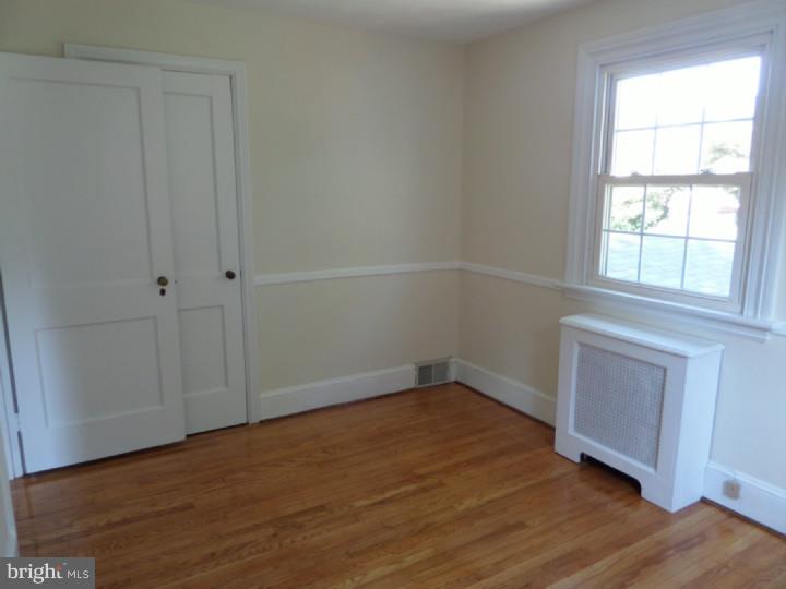 718 Garden Road Glenside, PA 19038 - Photo 16 of 25 Bedroom 3