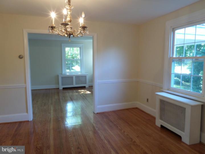 718 Garden Road Glenside, PA 19038 - Photo 5 of 25 Dining Room