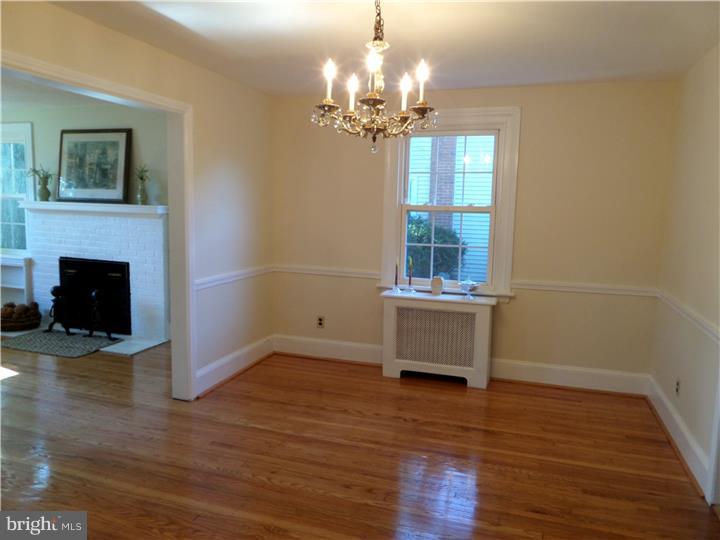 718 Garden Road Glenside, PA 19038 - Photo 6 of 25 Dining Room