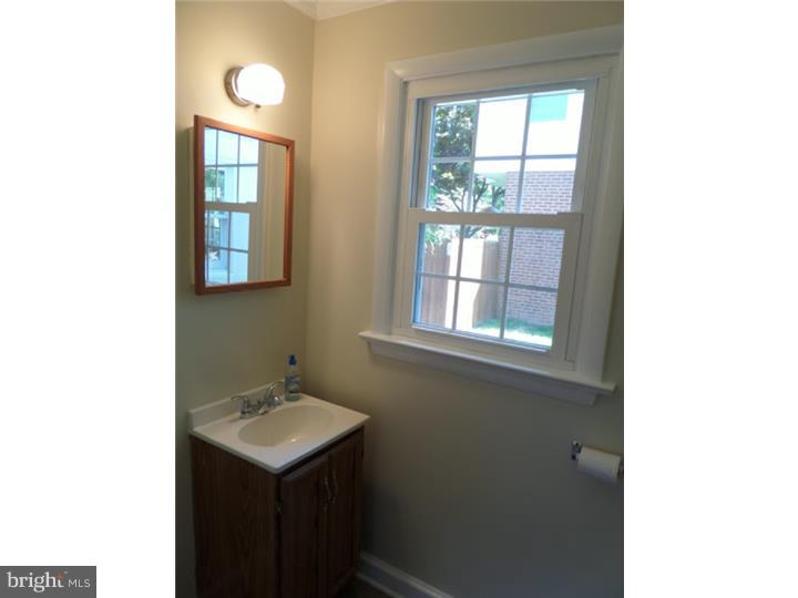 718 Garden Road Glenside, PA 19038 - Photo 9 of 25 Half Bath