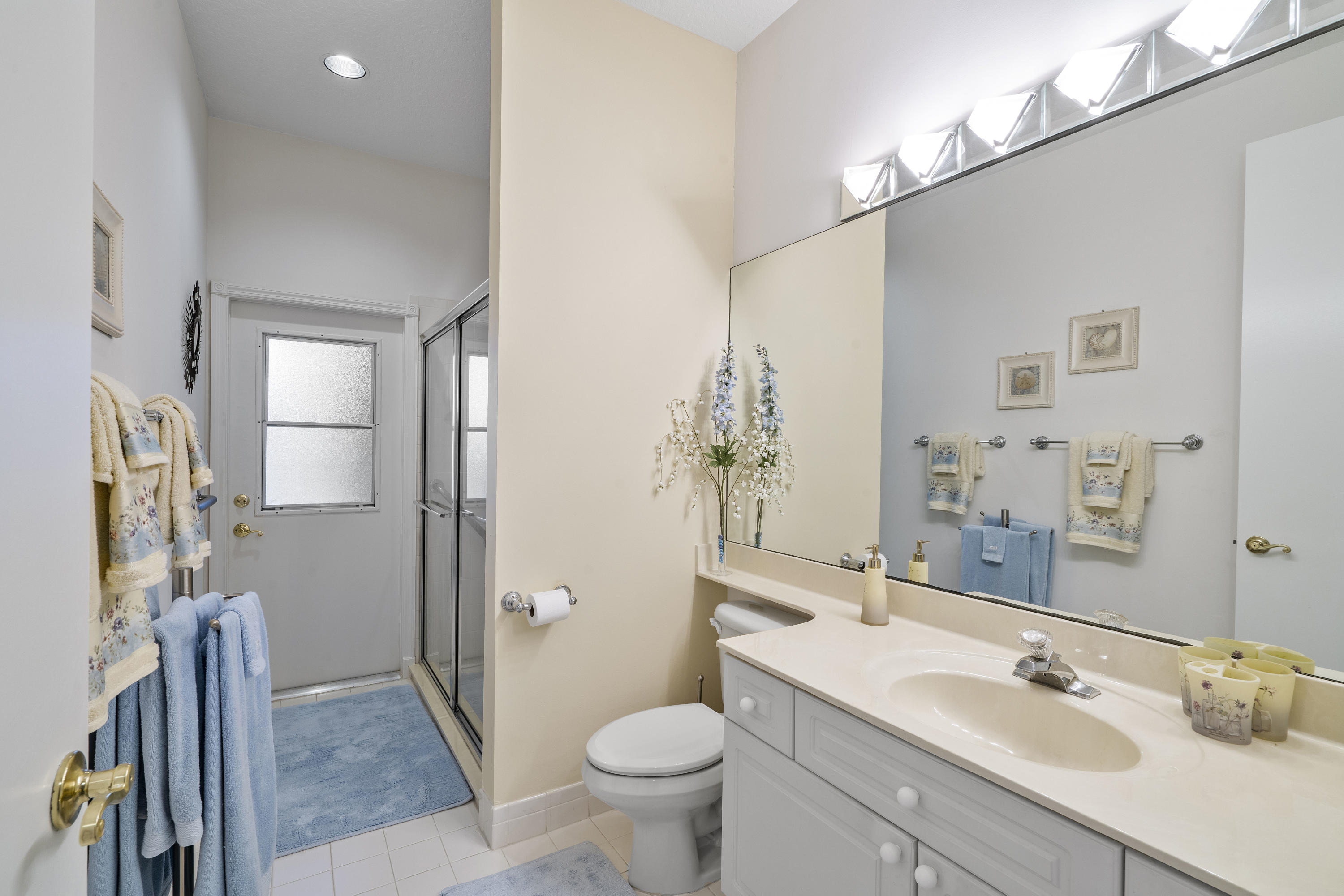 18717 Sea Turtle Lane Boca Raton, FL 33498 - Photo 11 of 43 18717 Sea Turtle Ln_12