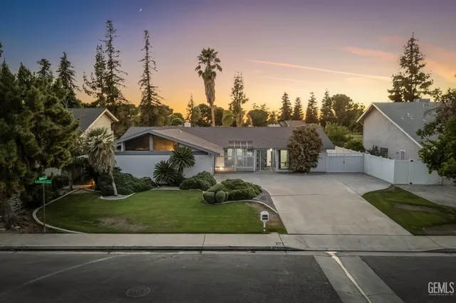 $585,000 | Undisclosed Address, Bakersfield, CA 93309
