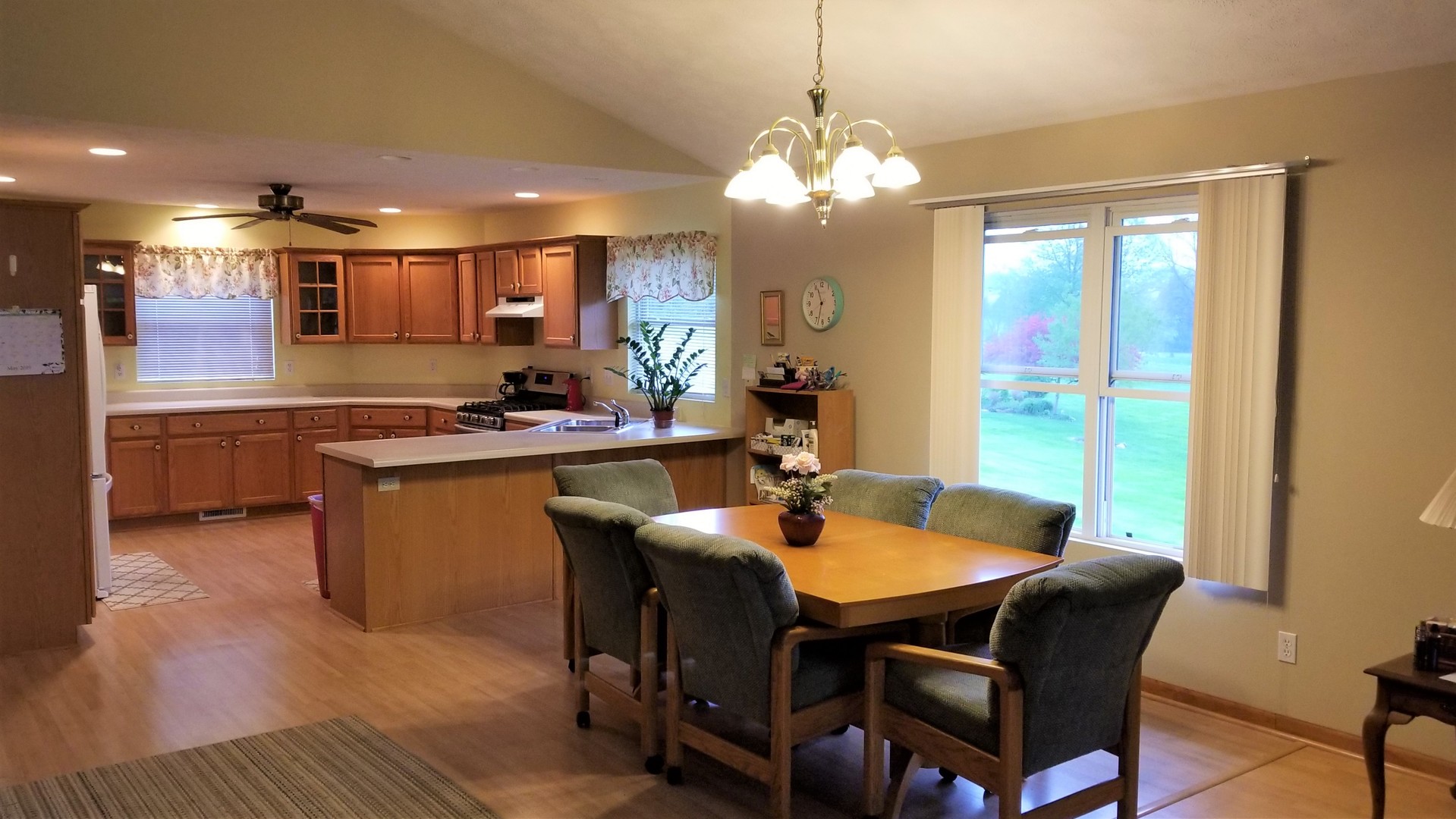1712 Lake Summerset Road Davis, IL 61019 - Photo 5 of 11