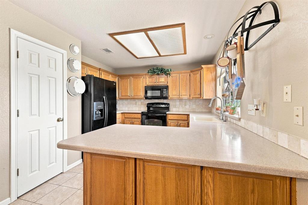 12097 Kyle Lane Blue Ridge, TX 75424 - Photo 15 of 21 Gallery Image 15