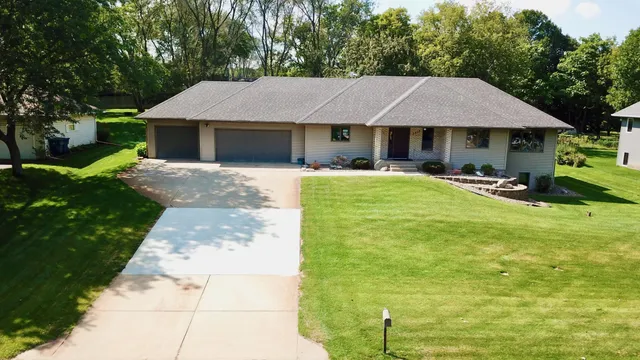 $405,900 | 2613 Tranquility Drive, St. Cloud, MN 56301