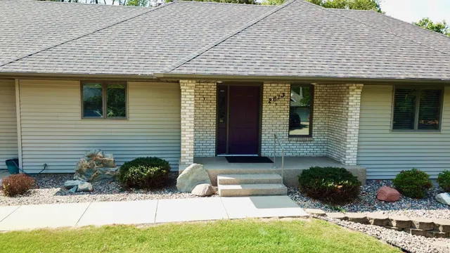 $405,900 | 2613 Tranquility Drive, St. Cloud, MN 56301