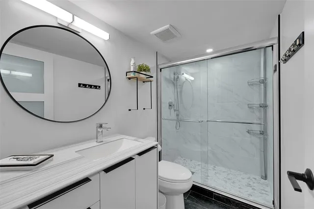 $675,000 | 405 North Ocean Boulevard, Unit 306, Pompano Beach, FL 33062