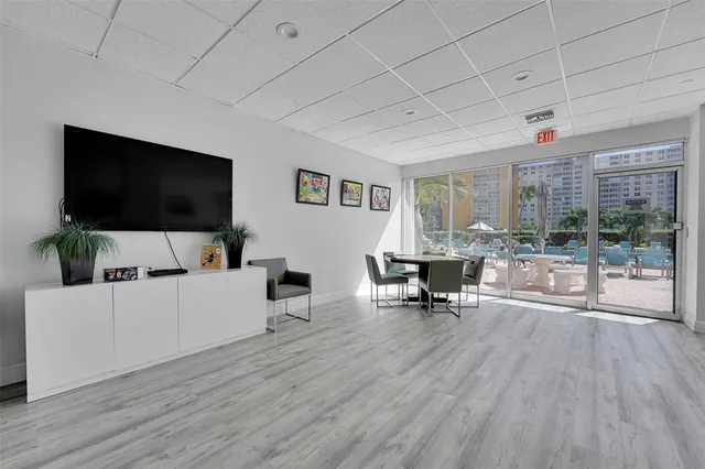 $675,000 | 405 North Ocean Boulevard, Unit 306, Pompano Beach, FL 33062