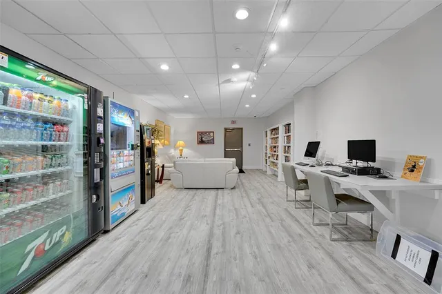 $675,000 | 405 North Ocean Boulevard, Unit 306, Pompano Beach, FL 33062