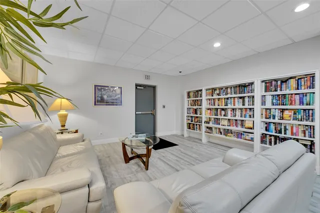 $675,000 | 405 North Ocean Boulevard, Unit 306, Pompano Beach, FL 33062