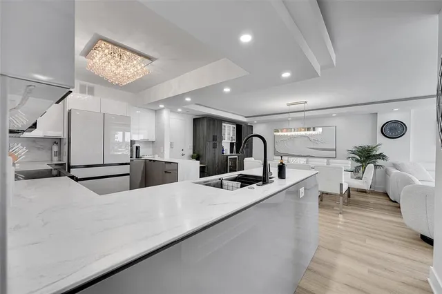 $675,000 | 405 North Ocean Boulevard, Unit 306, Pompano Beach, FL 33062