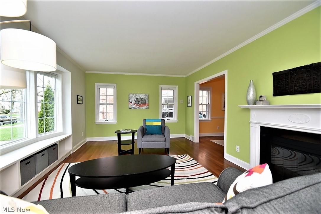 3721 Gridley Road Shaker Heights, OH 44122 - Photo 4 of 35 Gallery Image 4