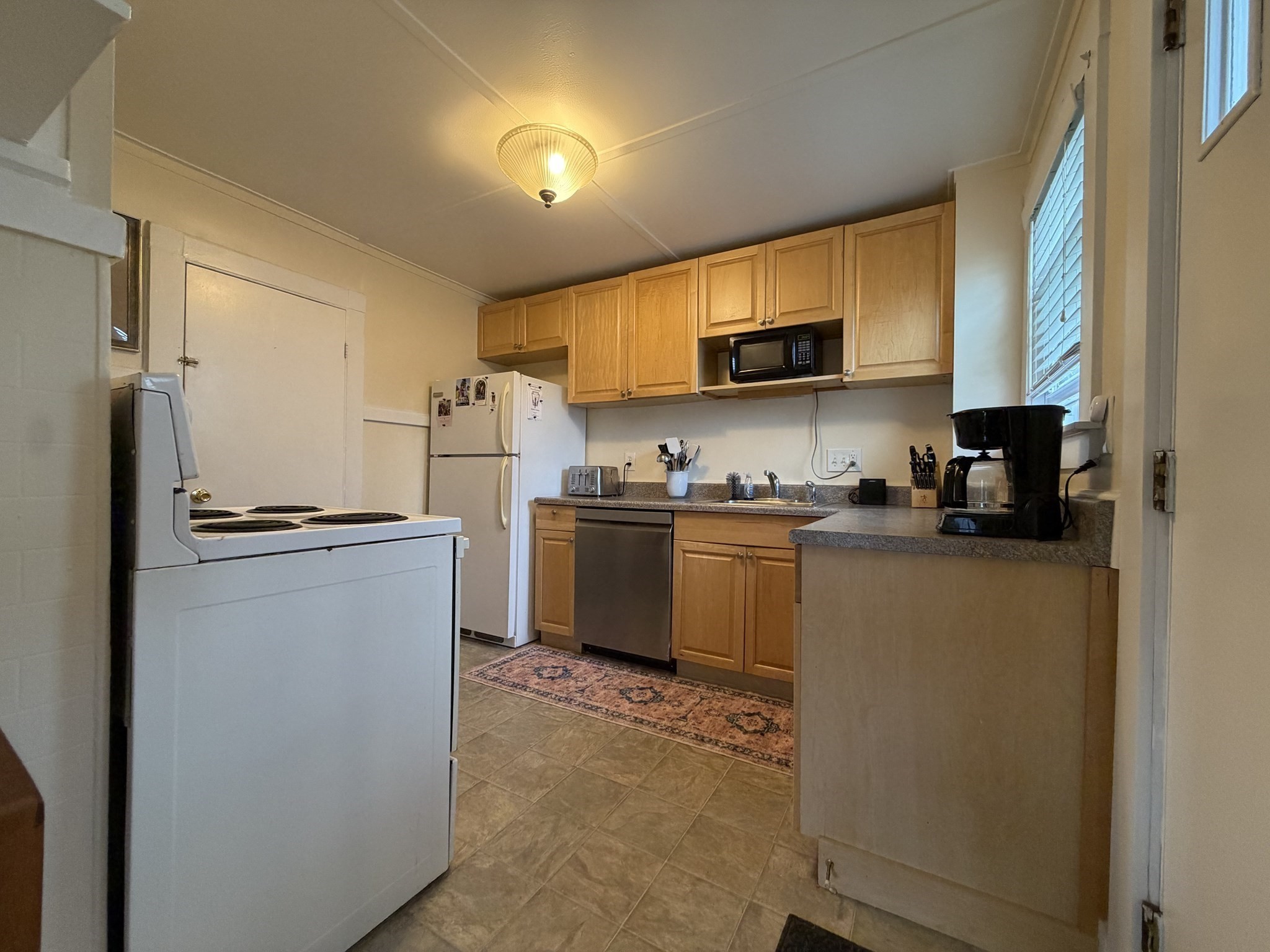 74 Puritan Road Swampscott, MA 01907 - Photo 10 of 28 Gallery Image 10