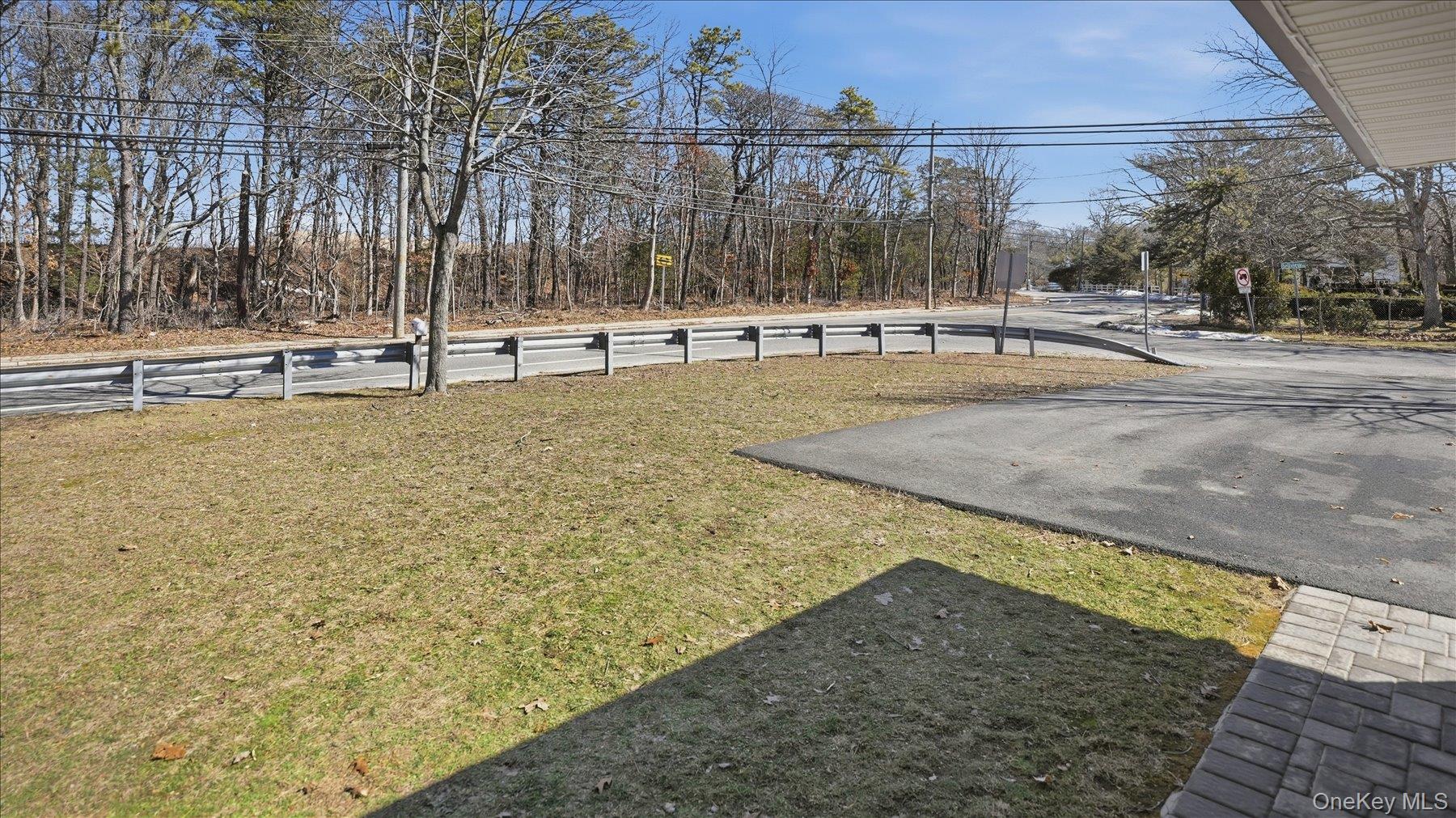 130 Beaver Dam Road Brookhaven, NY 11719 - Photo 4 of 30 View of grassy yard