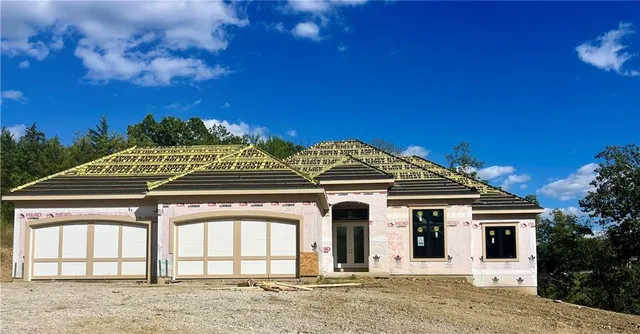 $1,675,000 | 5831 Lentz Drive, Parkville, MO 64152