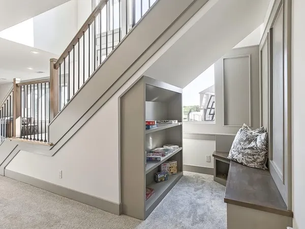 $1,675,000 | 5831 Lentz Drive, Parkville, MO 64152