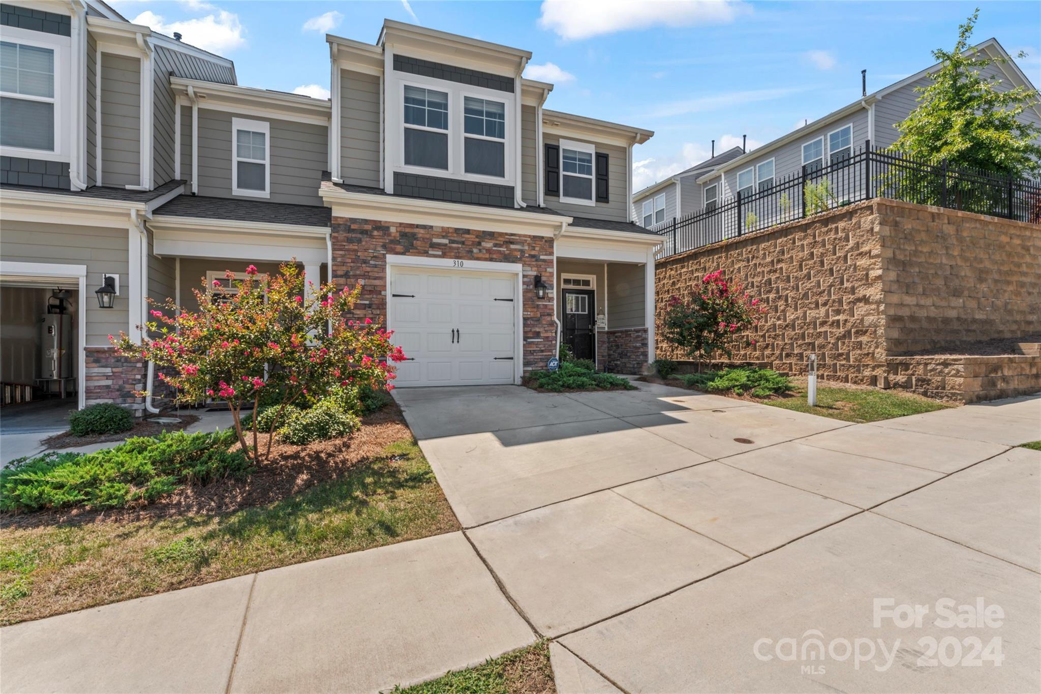 310 Bulrush Road Clover, SC 29710 - Photo 2 of 43 Gallery Image 2