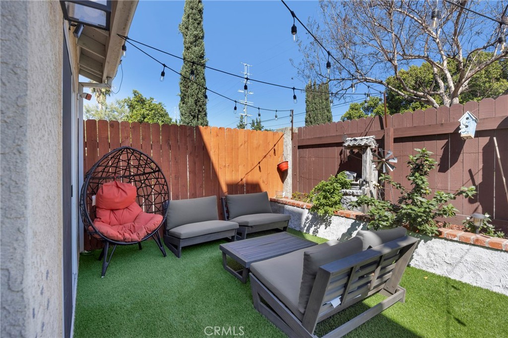 11522 Honeyglen Road, Unit 26 Pacoima, CA 91331 - Photo 19 of 26