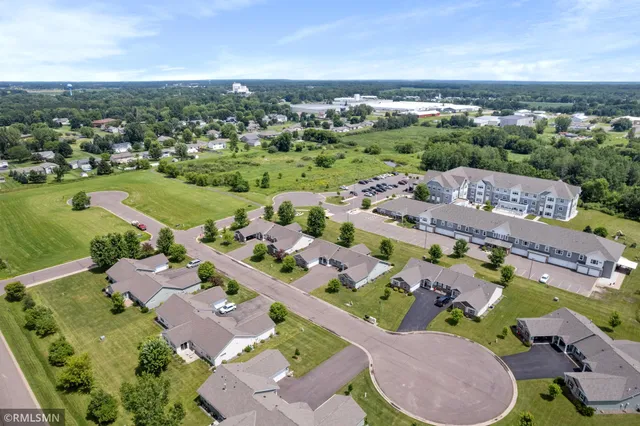 $279,900 | 1430 South Irving Avenue, Rush City, MN 55069