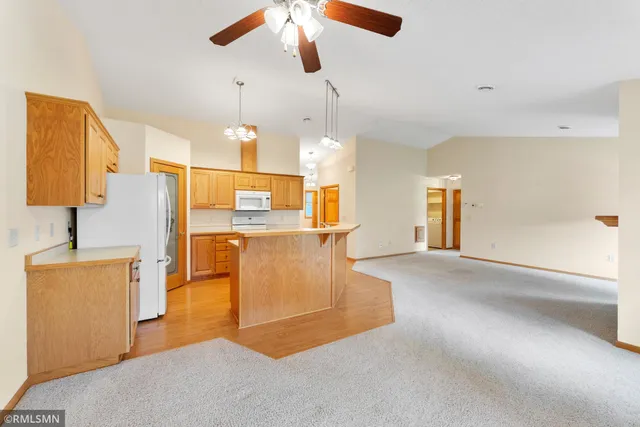 $279,900 | 1430 South Irving Avenue, Rush City, MN 55069