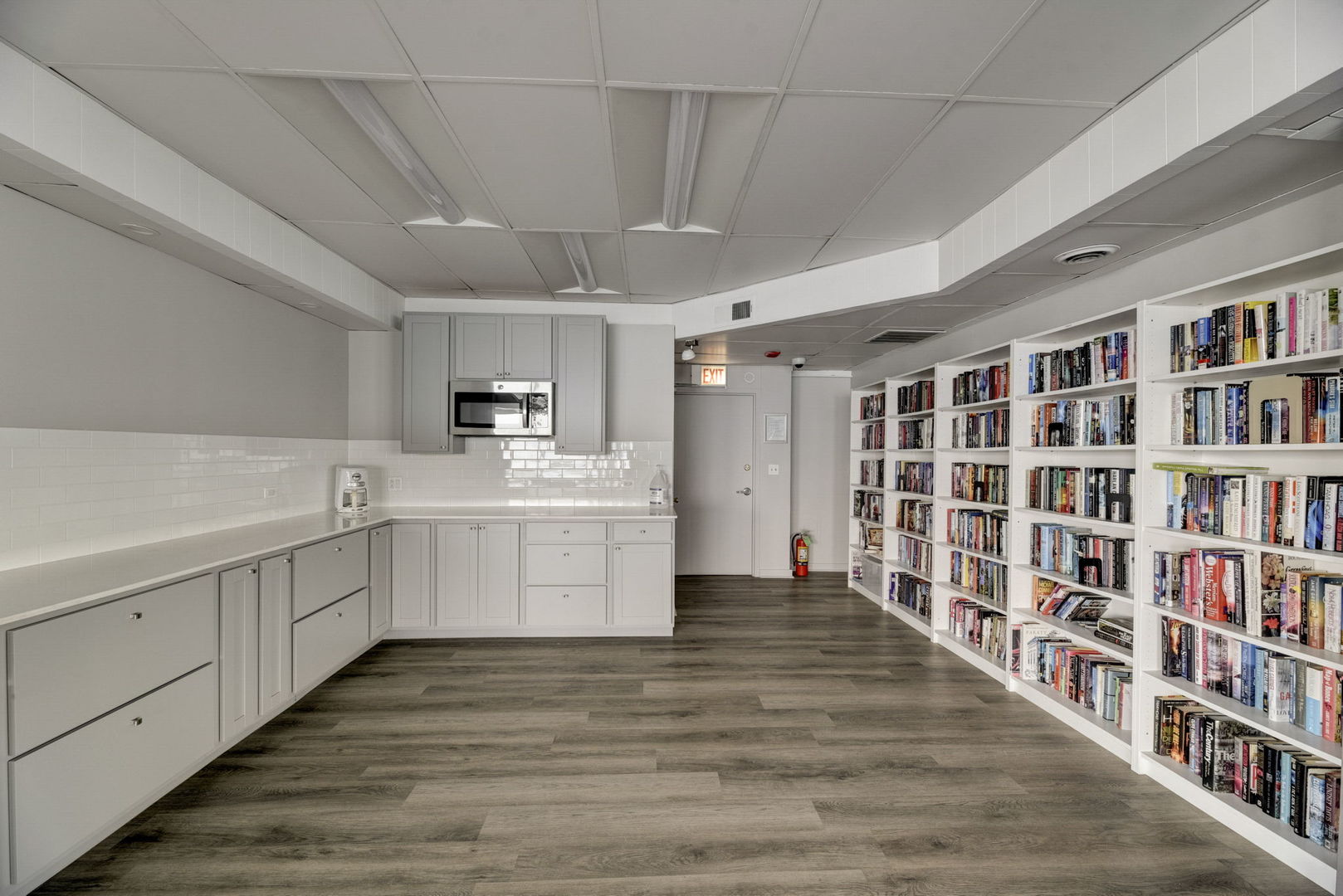 6301 North Sheridan Road, Unit 10N Chicago, IL 60660 - Photo 15 of 26 Gallery Image 15