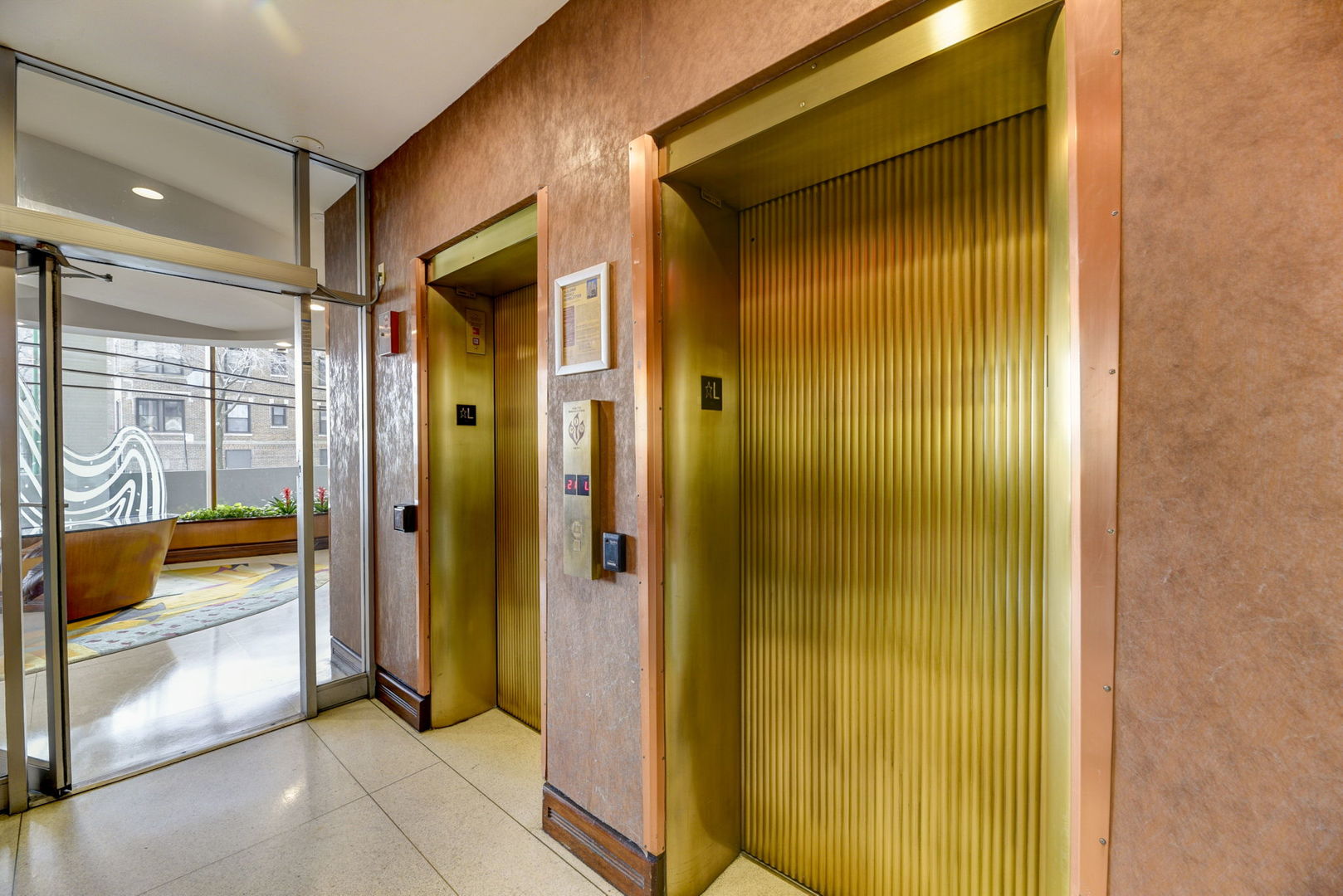 6301 North Sheridan Road, Unit 10N Chicago, IL 60660 - Photo 17 of 26 Gallery Image 17
