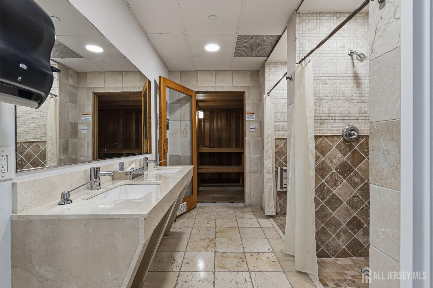 1 Spring Street, Unit 2006 New Brunswick, NJ 08901 - Photo 15 of 35
