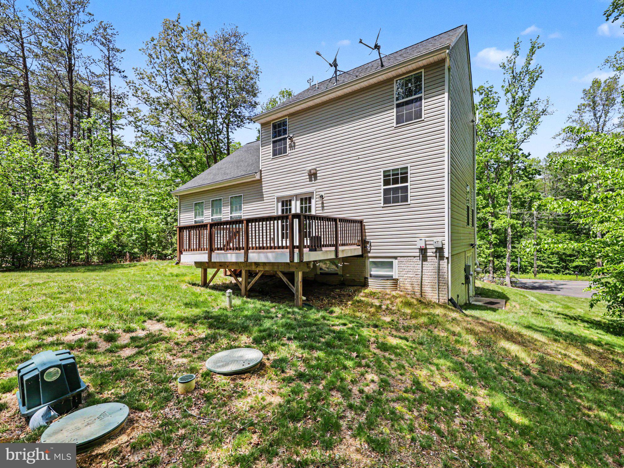 9811 Catharpin Road Spotsylvania, VA 22551 - Photo 28 of 30 a view of a house with backyard