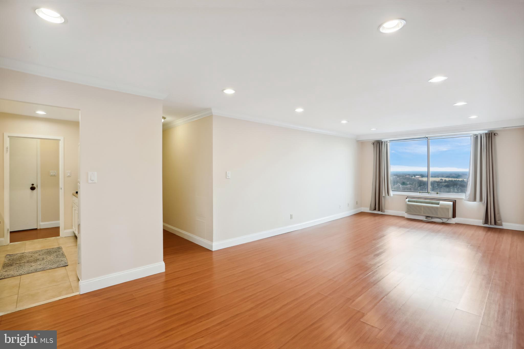 9701 Fields Road, Unit 1508 Gaithersburg, MD 20878 - Photo 20 of 50
