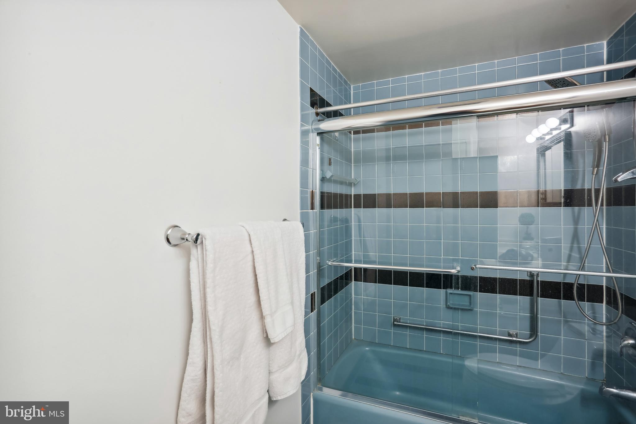 9701 Fields Road, Unit 1508 Gaithersburg, MD 20878 - Photo 27 of 50