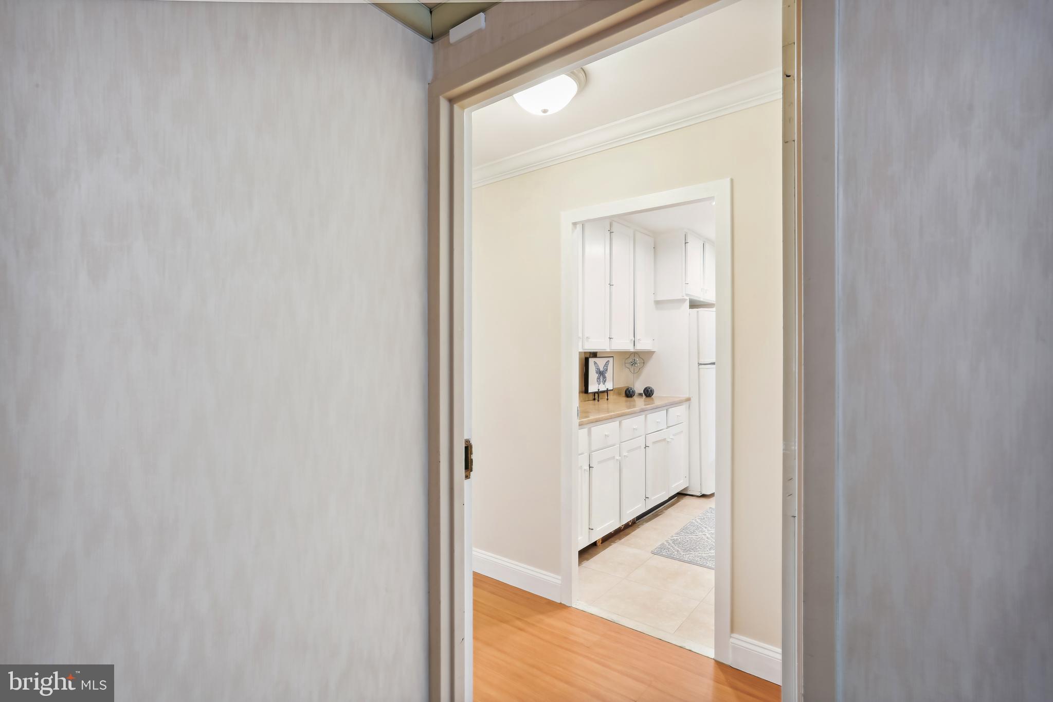 9701 Fields Road, Unit 1508 Gaithersburg, MD 20878 - Photo 3 of 50