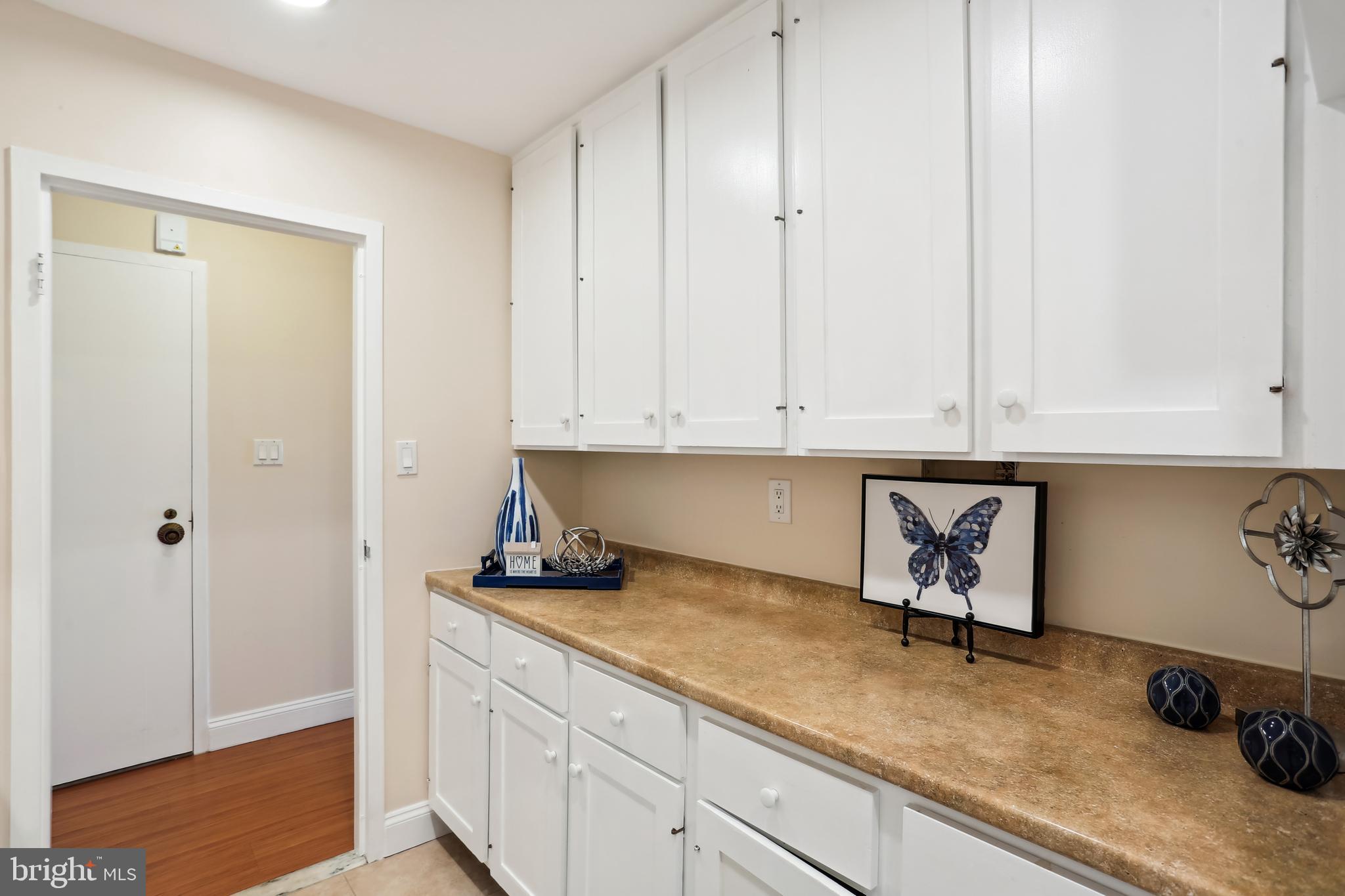 9701 Fields Road, Unit 1508 Gaithersburg, MD 20878 - Photo 6 of 50