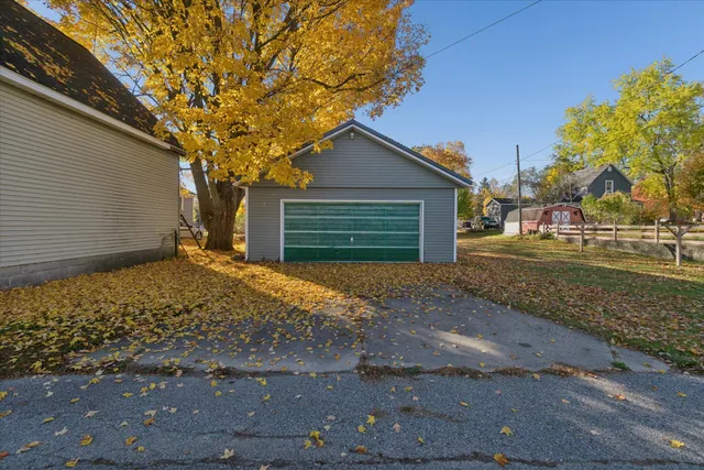 $189,000 | 311 East Pine Street, Edmore, MI 48829