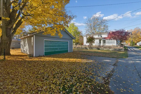 $189,000 | 311 East Pine Street, Edmore, MI 48829