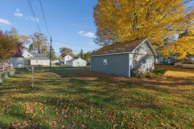 $189,000 | 311 East Pine Street, Edmore, MI 48829