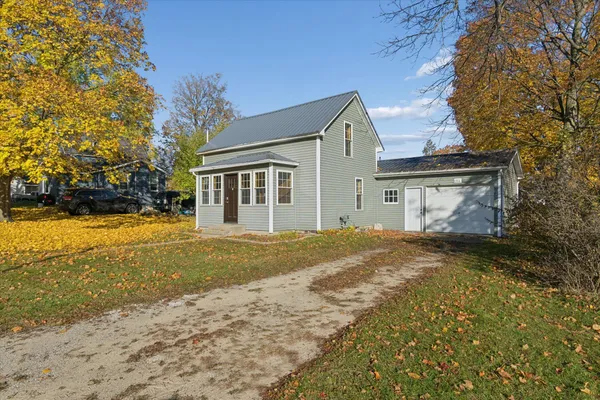 $189,000 | 311 East Pine Street, Edmore, MI 48829