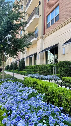 $1,858 | 160 Birdsall Street, Unit 1103, Houston, TX 77007