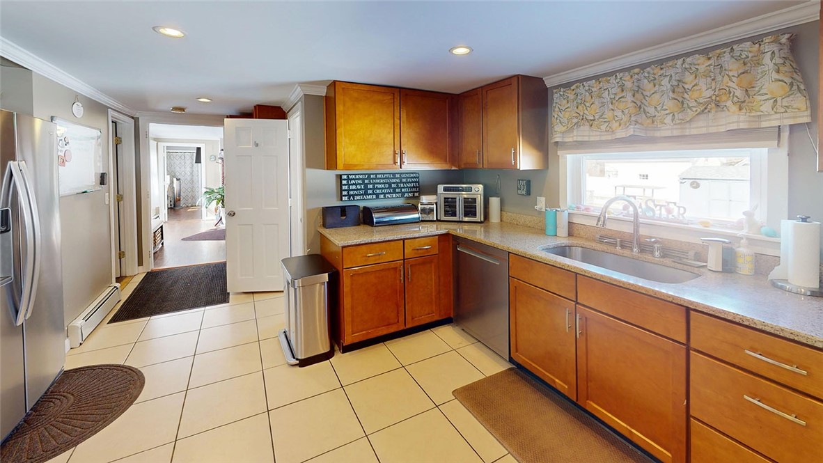 11 Blackbird Road South Kingstown, RI 02892 - Photo 11 of 27