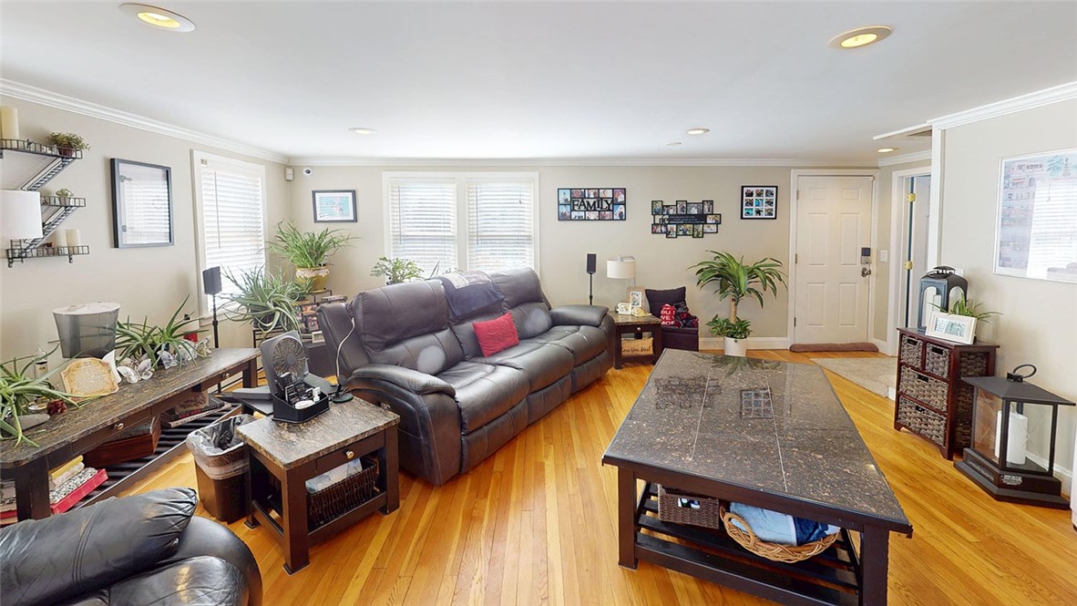 11 Blackbird Road South Kingstown, RI 02892 - Photo 14 of 27