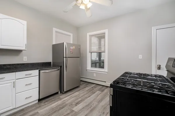 $3,250 | 17 O Street, Unit 1, Boston, MA 02127