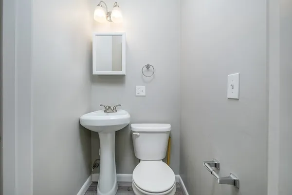 $3,250 | 17 O Street, Unit 1, Boston, MA 02127