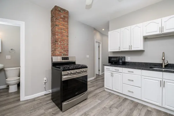 $3,250 | 17 O Street, Unit 1, Boston, MA 02127