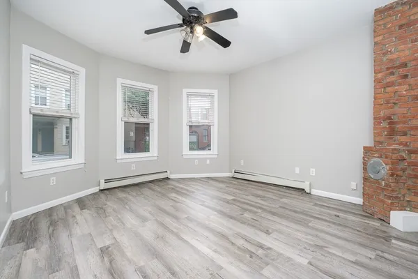 $3,250 | 17 O Street, Unit 1, Boston, MA 02127