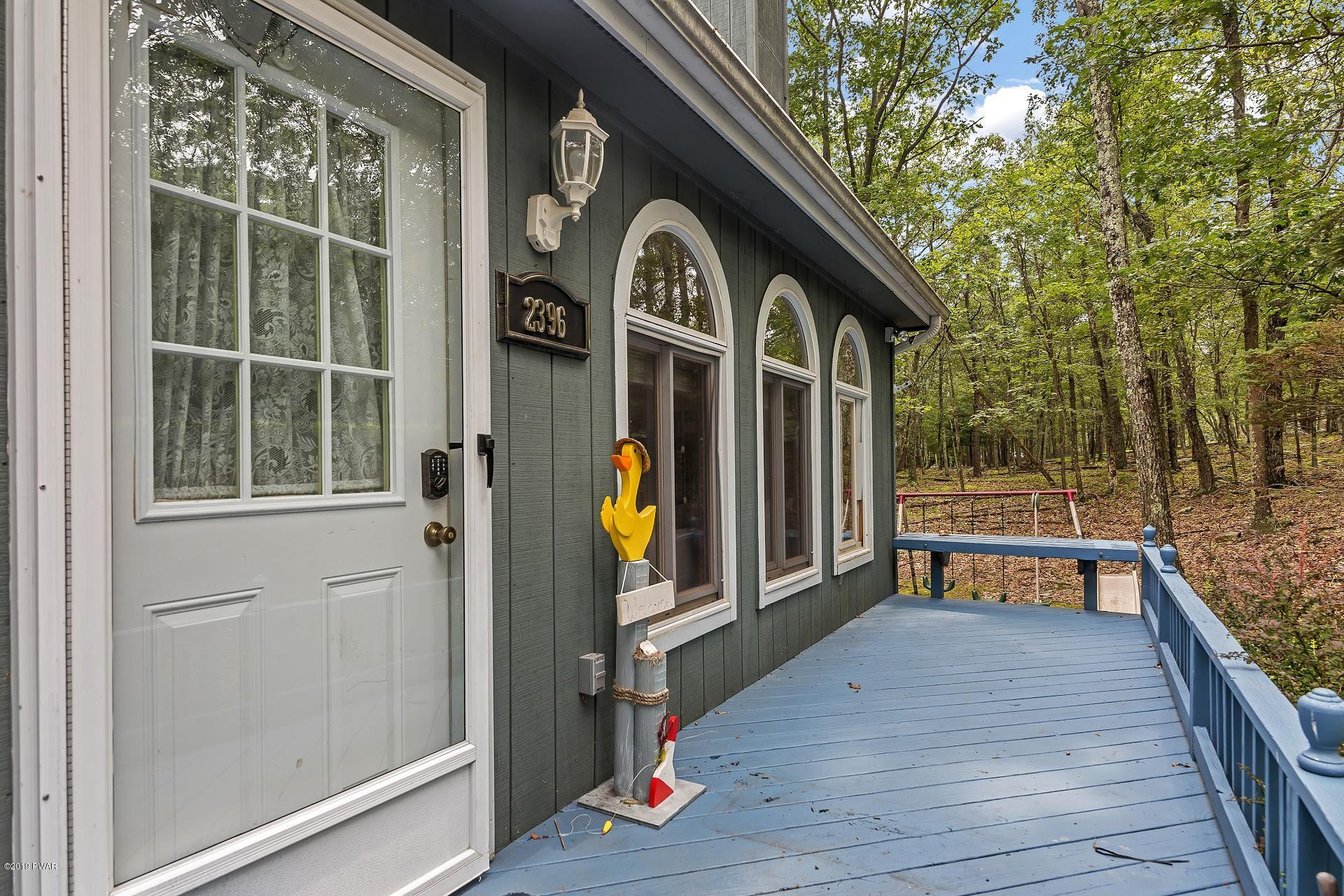 2396 Eagle Path Bushkill, PA 18324 - Photo 2 of 36 4