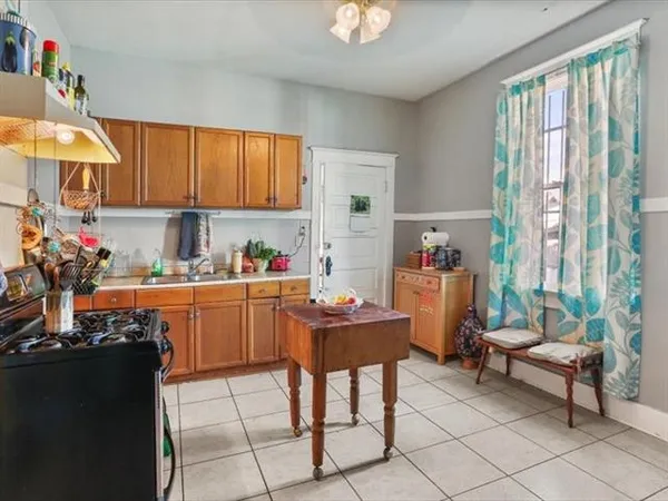 $1,150 | 1216 Desire Street, New Orleans, LA 70117