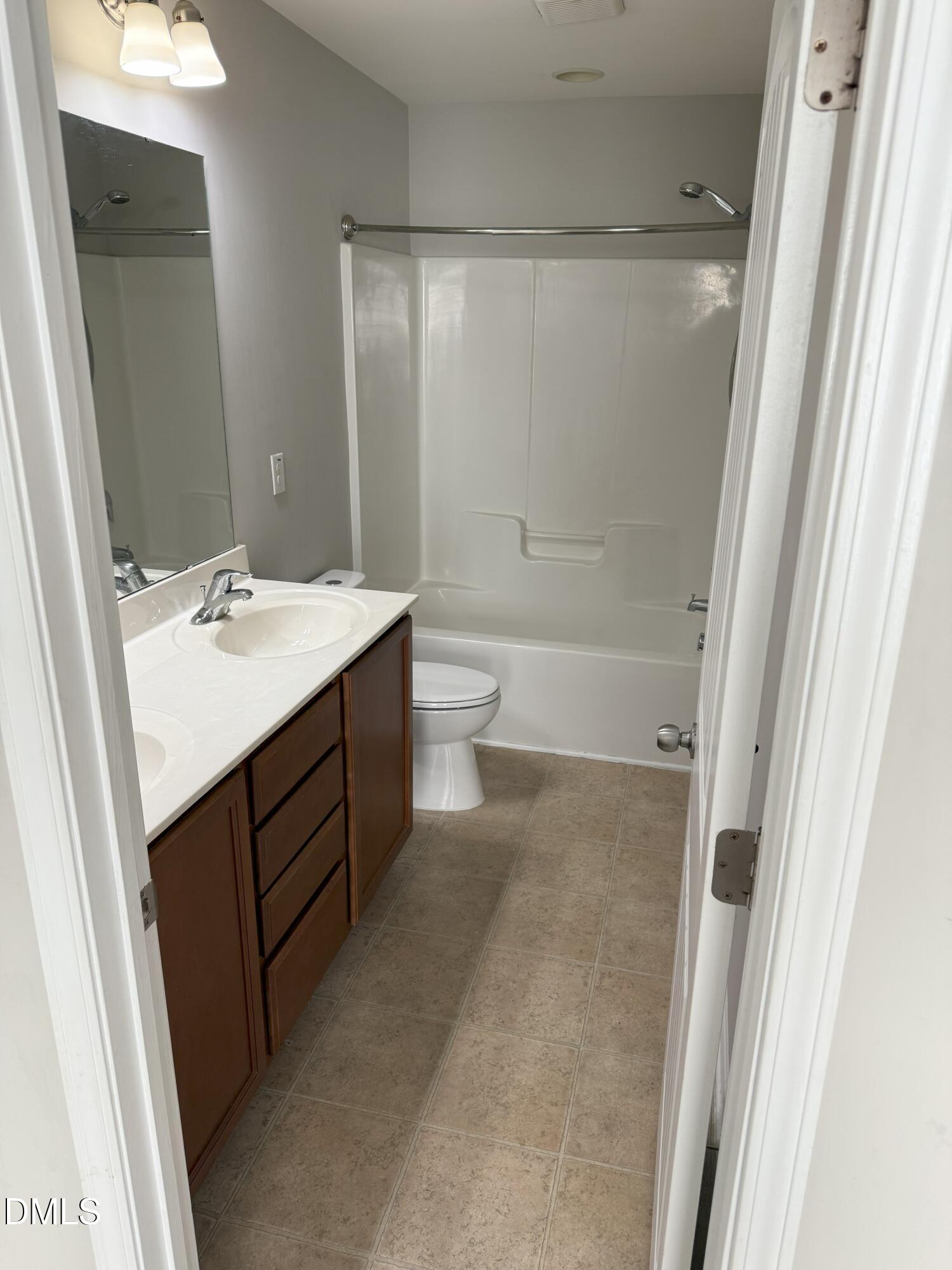 3208 Warm Springs Lane Raleigh, NC 27610 - Photo 11 of 18 IMG_0110