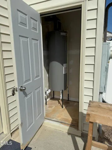 $1,800 | 3208 Warm Springs Lane, Raleigh, NC 27610