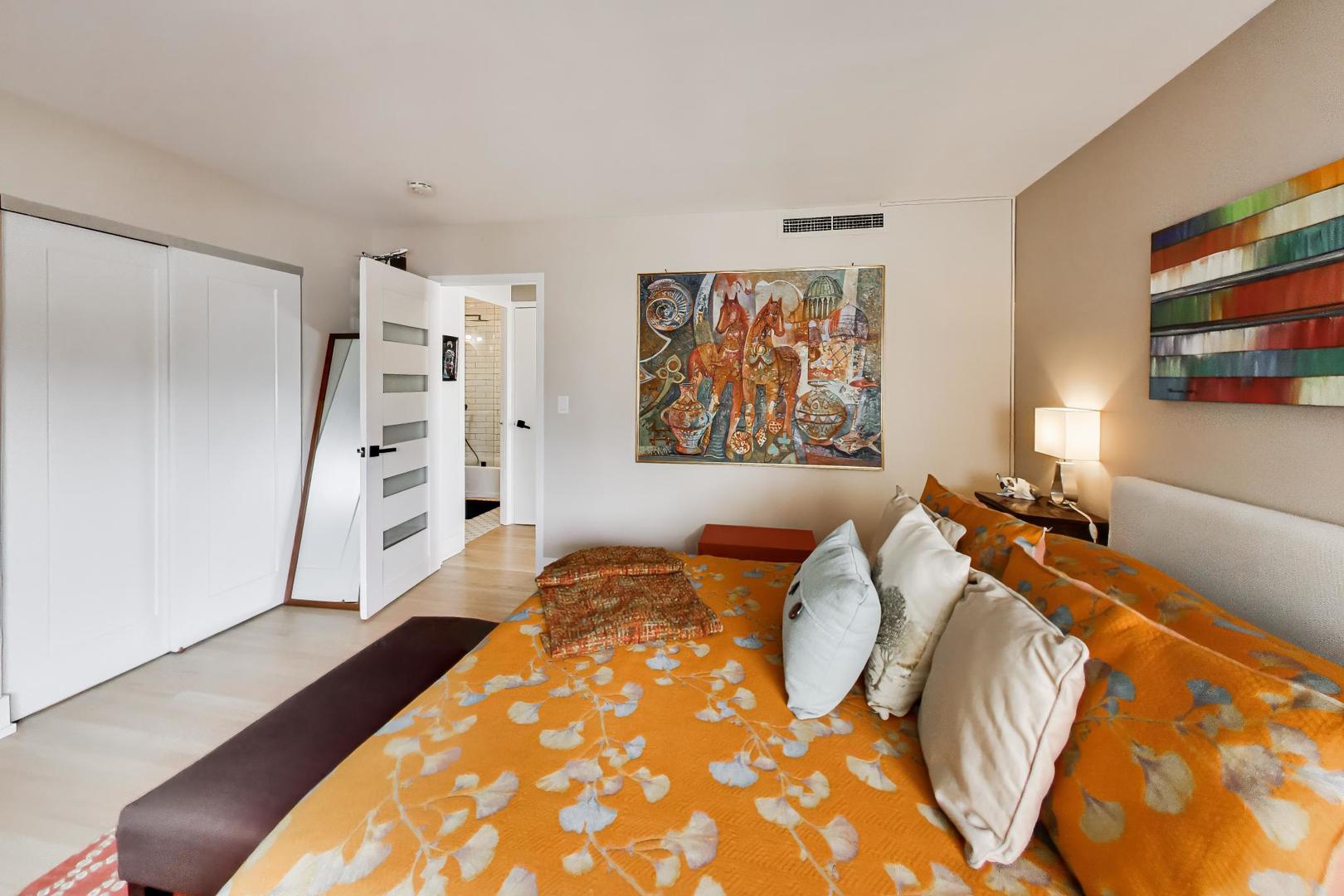 6301 North Sheridan Road, Unit 8V Chicago, IL 60660 - Photo 19 of 40